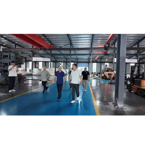 于俊卯率省工業(yè)設(shè)計(jì)協(xié)會(huì)團(tuán)隊(duì)及國(guó)外客商赴華電數(shù)控考察 ，任澤區(qū)工信局陪同